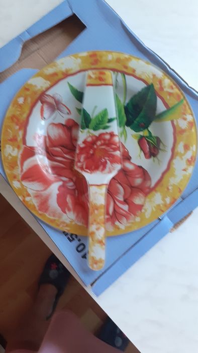 Продам блюдо диаметр 25см