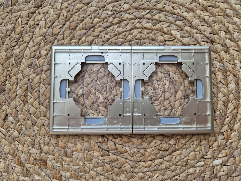 Двойные розетки (золото)