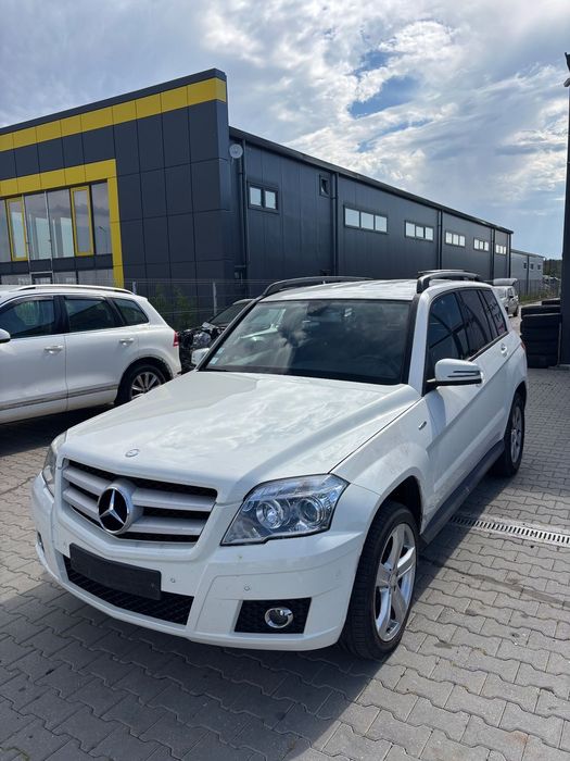 Dezmembram Mercedes Benz GLK 2.2 diesel din 2012