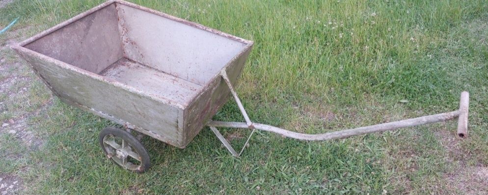 Vând căruț metalic