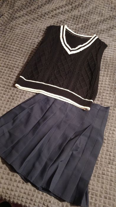 Жилет вязаный чёрный