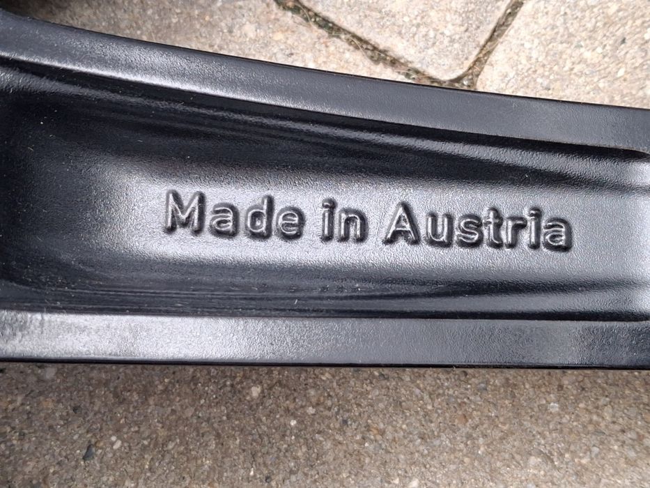 Jante Mercedes AMG NightPaket Diamond Cut pe 19 cu anvelope Pirelli roti jenti  BMW Audi