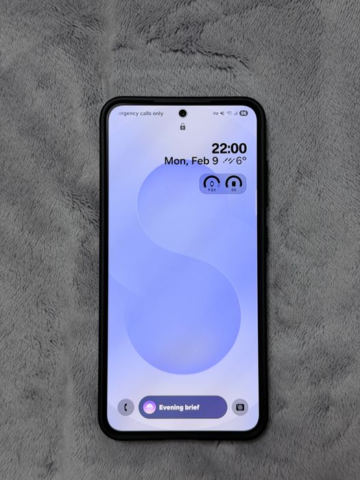 Samsung Galaxy S25 256GB Ca NOU, Husă Spigen inclusă, Garanție 2027