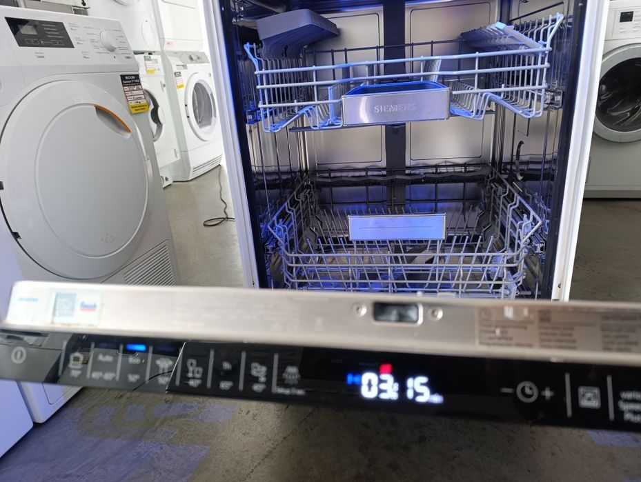 Съдомиялна за пълно вграждане SIEMENS
