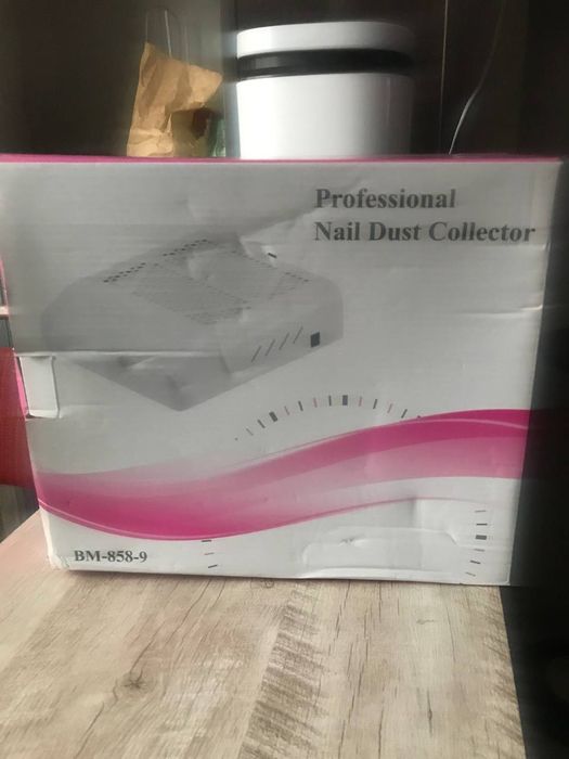 Срочное Вытяжка для маникюра новая  500.000