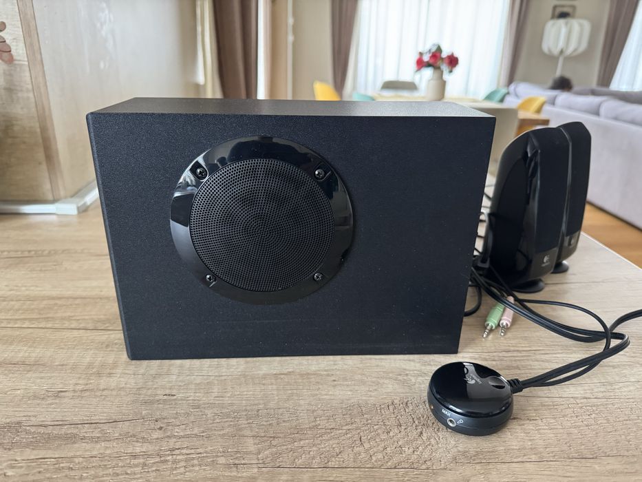 Boxe Logitech 2.1 S220