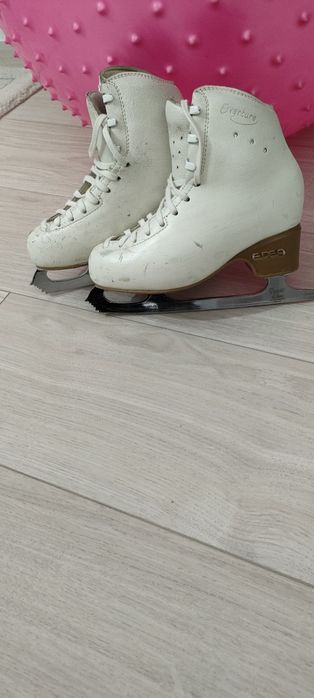 Продам коньки Edea overture