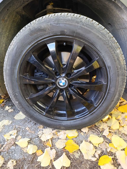 Джанти 19" с чисто нови всесезонни гуми.