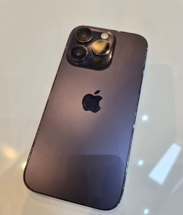Vand iphone 14 pro de 128 gb
