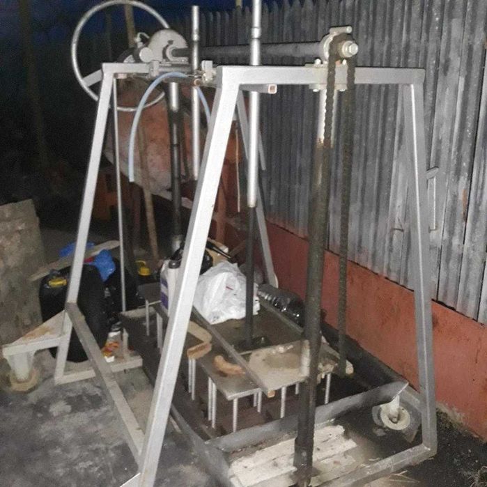 Presă bolțari ARGHIR