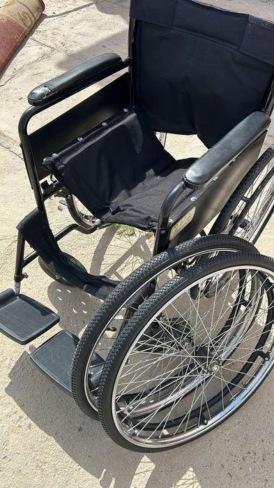 Коляска инвалидный