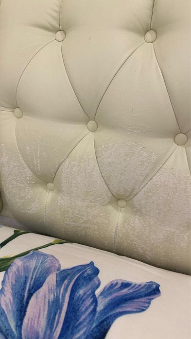 СРОЧНО продам два шкафа и кровать