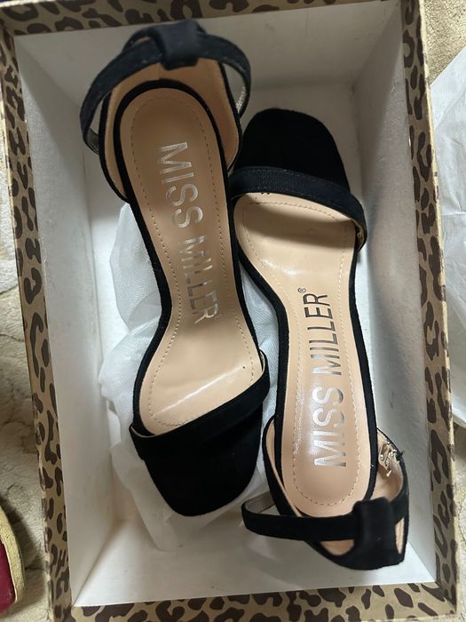 Босоножки летние на каблуке