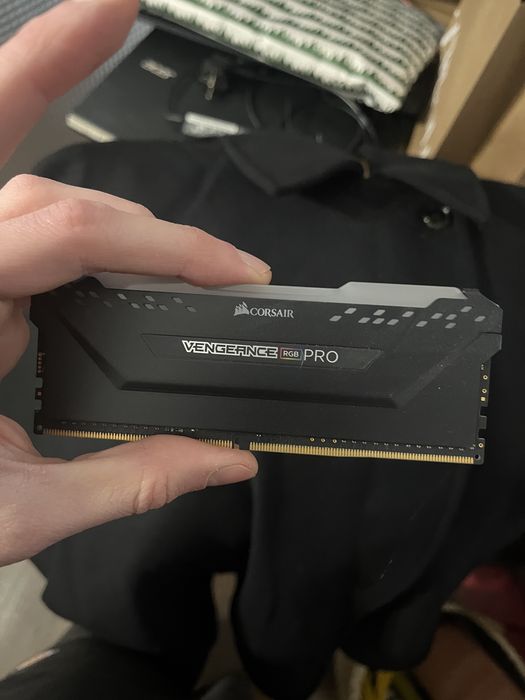 Vand 16gb ram Corsair