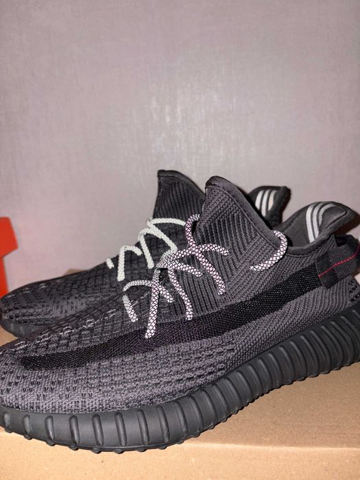 Adidas Yeezy Boost 350 V2 Black (Non-Reflective) - Номер 44