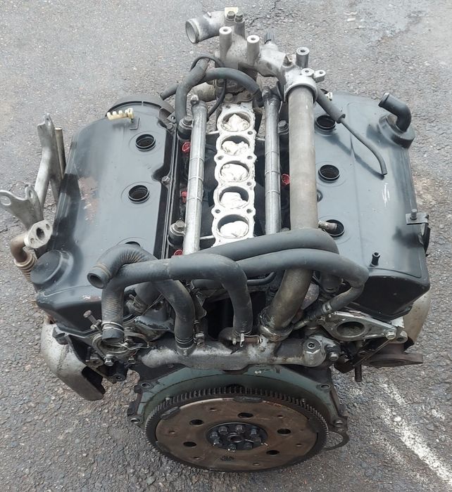 Двигатель   6G74