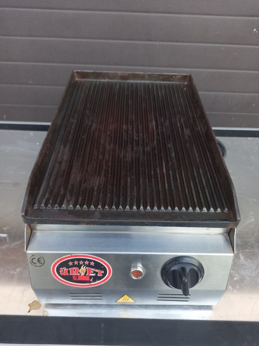 Gratar electric  profesional