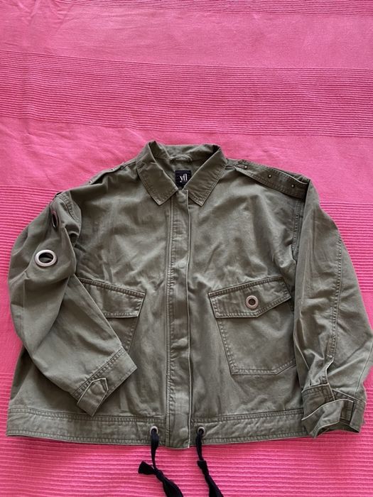 Дамско яке Reserved