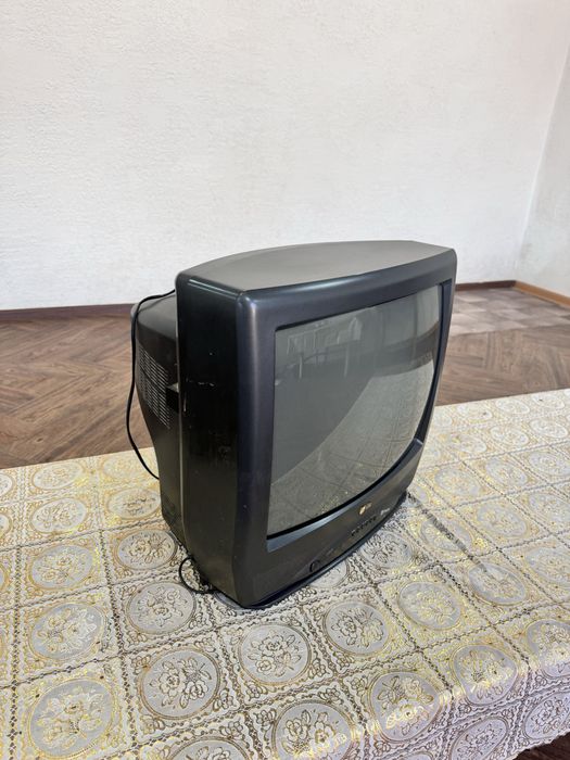 Продам телевизор