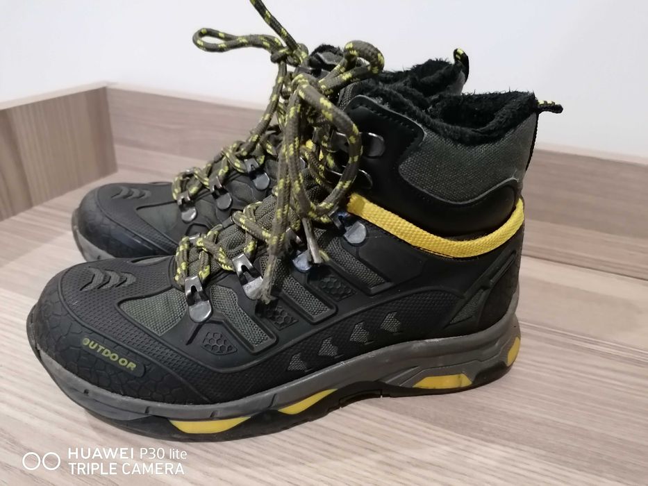 Детски боти за момче