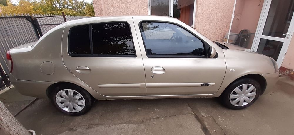 Vând Renault Clio Symbol