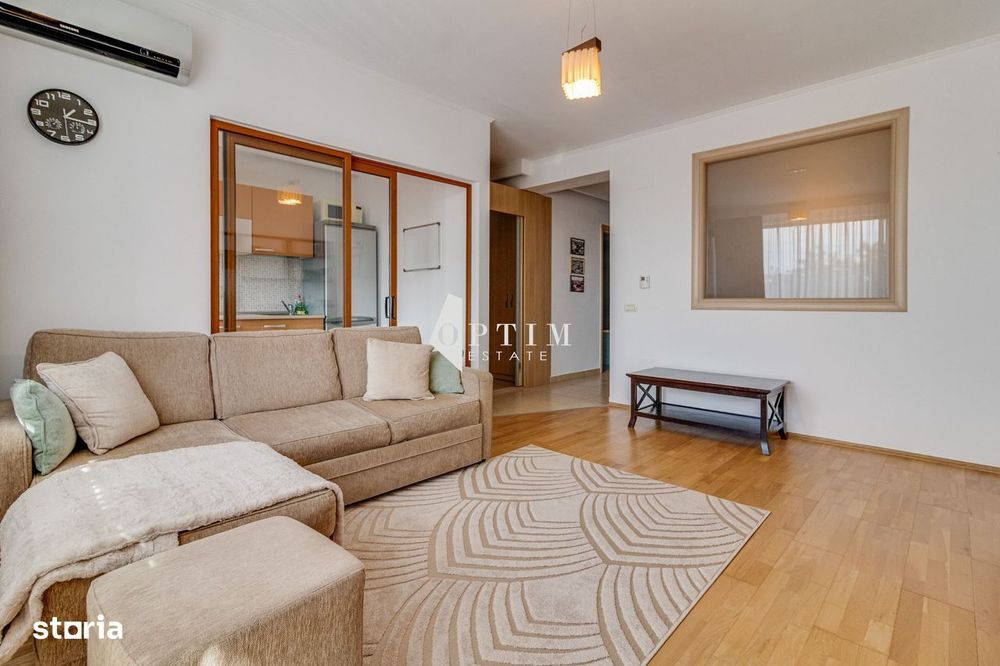 NOU! 2 camere LUMINOS,  50 mp, Bloc 2010, Balcon cu VIEW liber!