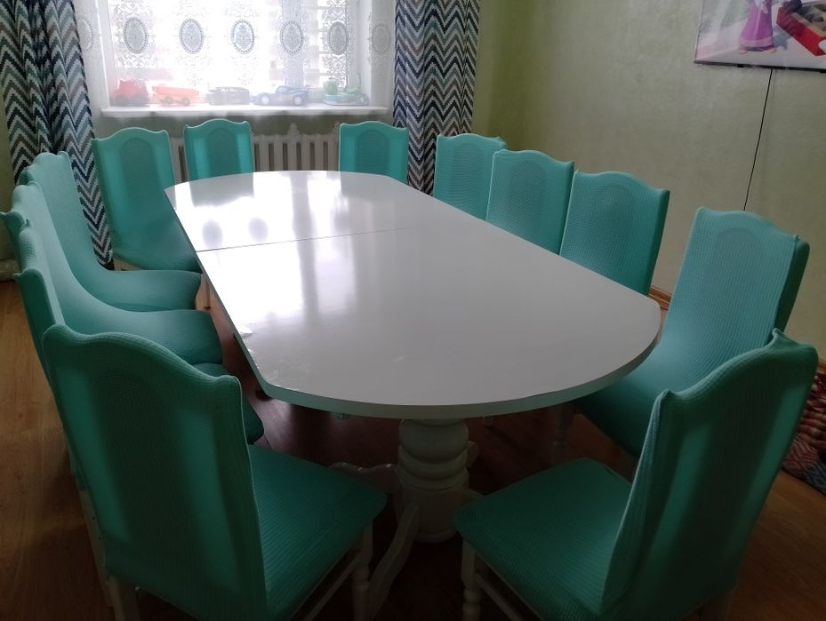 Стол и стулья 12шт