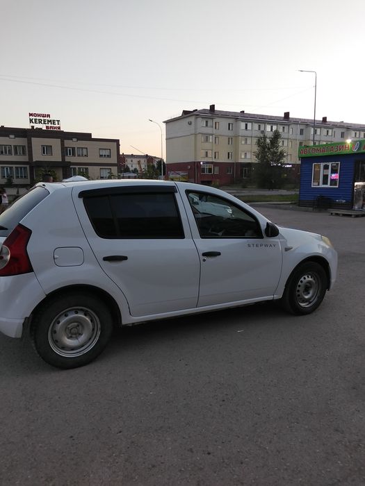 Reno Sandero сатылад