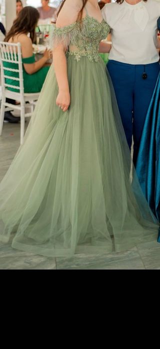 Бална официална зелена рокля