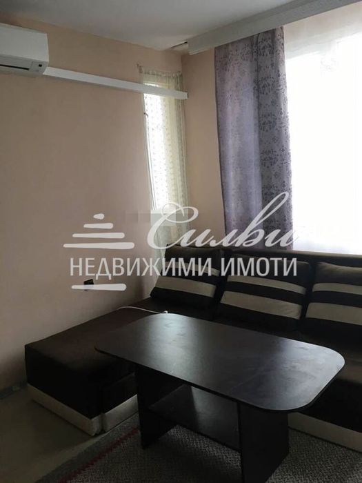 Дава се под наем Двустаен апартамент в Шумен, Тракия - 60 кв.м за 229.5 € - Снимка #3