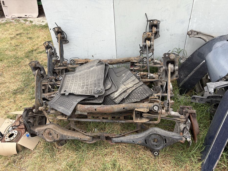 Всякакви части за Passat B6/Пасат Б6 седан/комби