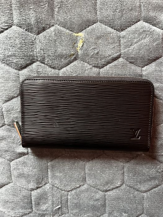 Мъжка чанта тип банан LV