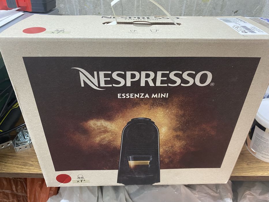 Кафе машина Nespresso Esenza Mini D30