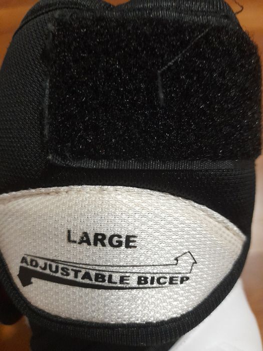 Продам хоккейную форму