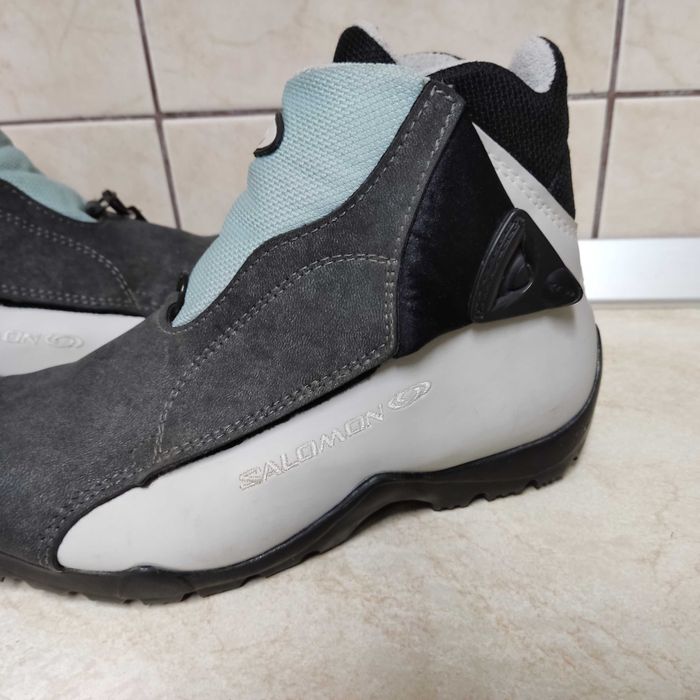 Ghete / Clapari / Bocanci Salomon Vitane  marimea 38