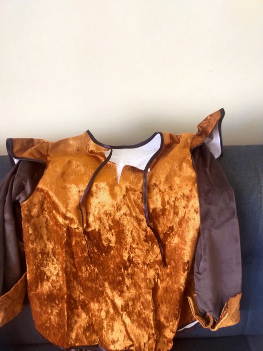 Продам национальной костюм для девочки