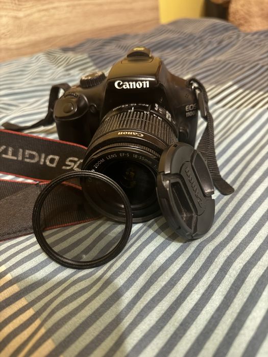 Фотоапарат Canon eos 1100D