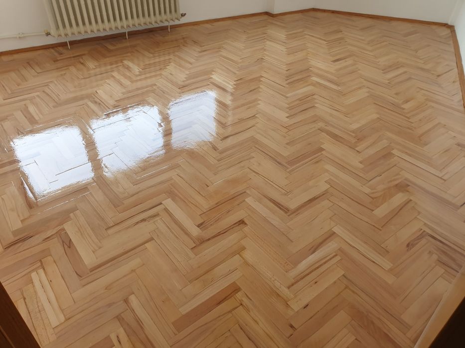 Montam parchet laminat și masiv