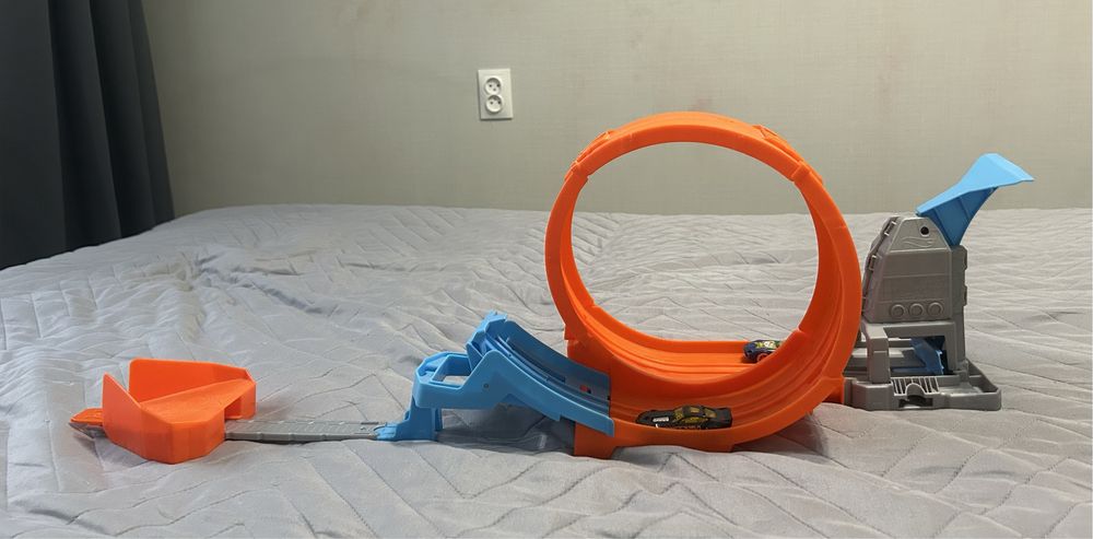Оригинал Hot Wheels трек