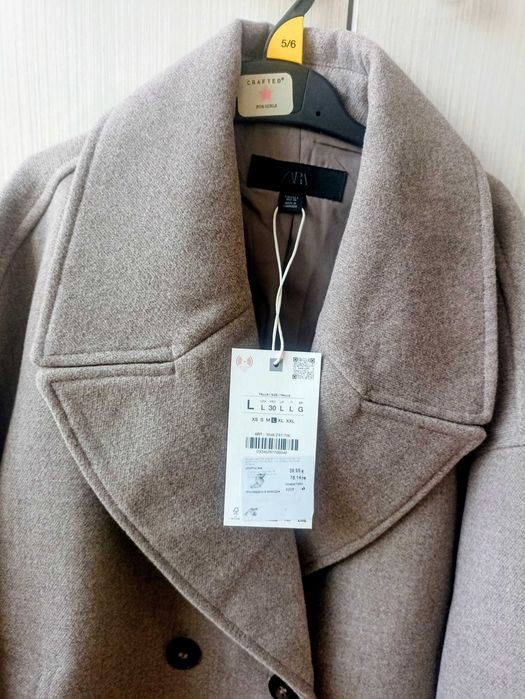 Разкошно палто Zara, ново с етикет, размер L