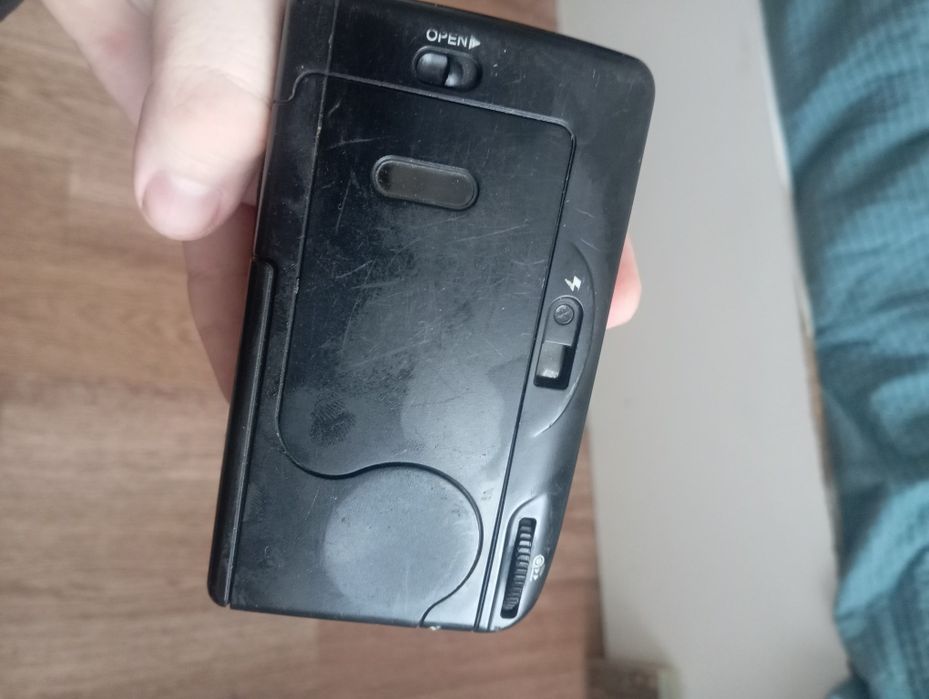 Продам мыльницу Kodak