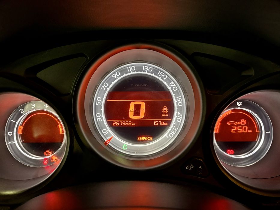 Citroen C4 1.6i 2011г.