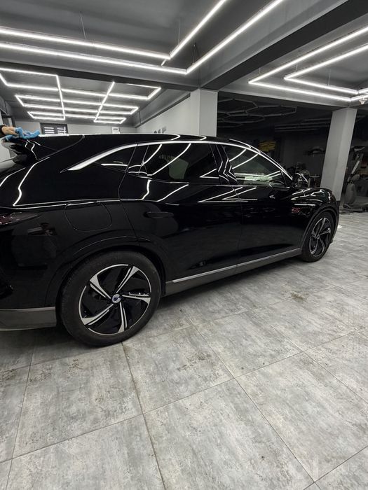Denza N7 3.9 sek AWD pnevmatik