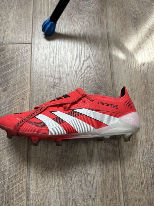 Adidas predator 25 elite tongue