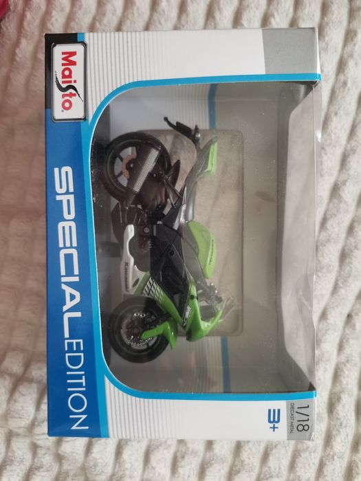 Ново! Детска играчка мотор , Maisto, Мотоциклет Special Edition, 1:18