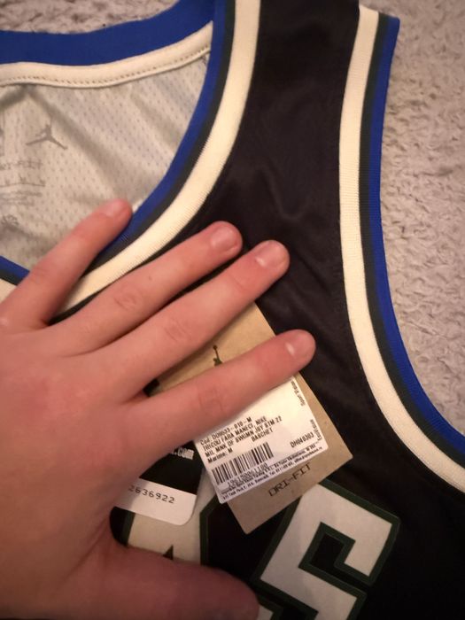 Jesey antetokoumpo