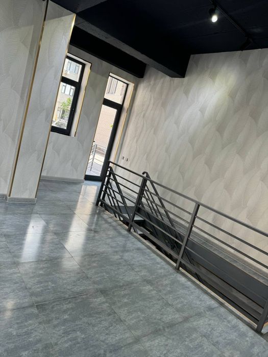 СРОЧНО, сдаётся нежилое помешение на ул Махтумкули