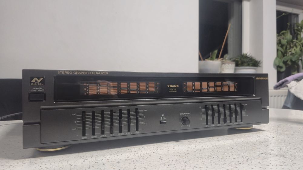 Egalizator Universum EQ46010