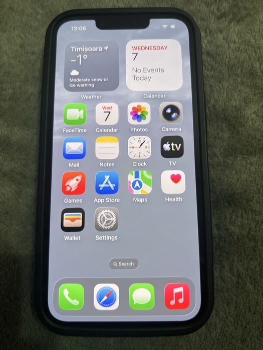 Iphone 14 128 GB cu 93% sănătate baterie