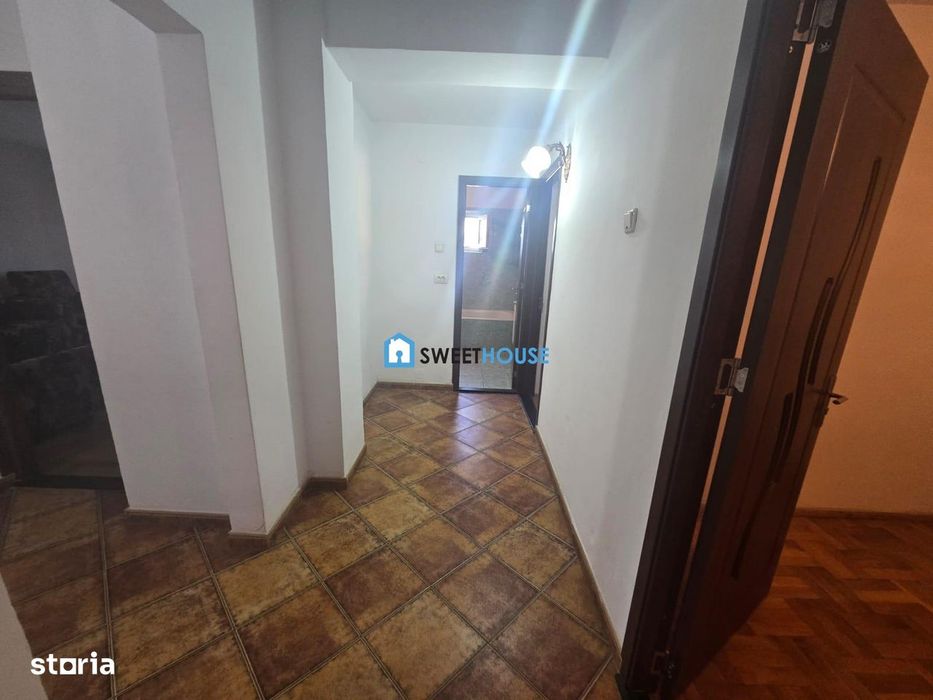 Apartament cu trei camere si beci zona Octavian Paler — fotografia 3